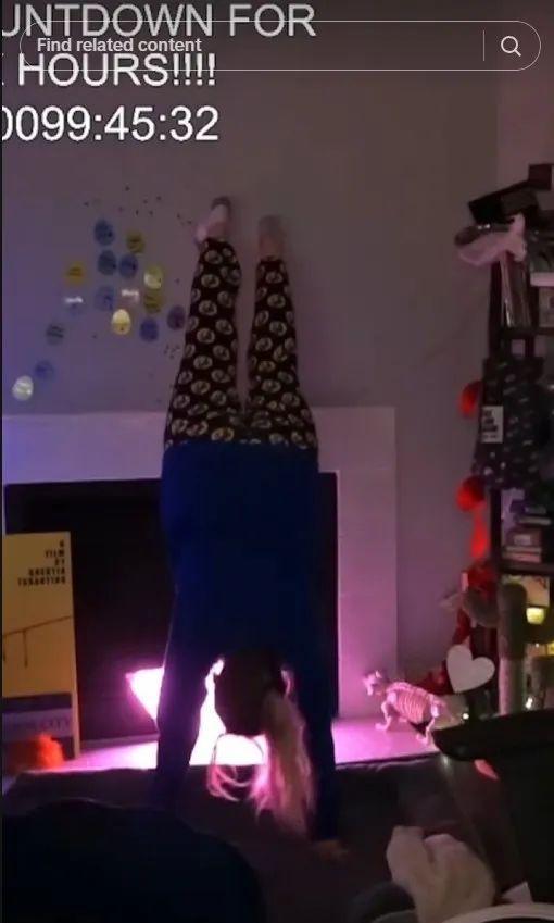 3年每一秒的人生！没有生活没有朋友只有直播j9平台连续直播超3万小时！这女孩公开过去(图17)