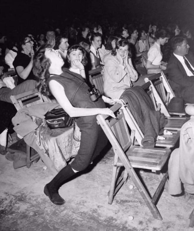 难弄到手的照片九游会网站极(图25)